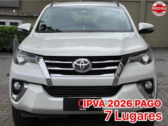 TOYOTA HILUX SW4 2.8 SRX 4X4 7 LUGARES 16V TURBO INTERCOOLER DIESEL 4P AUTOMÁTICO